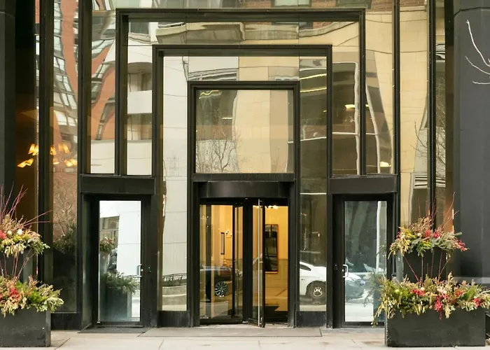 Downtown Penthouse 11parking Gym Pvt Patio Apartment Chicago
